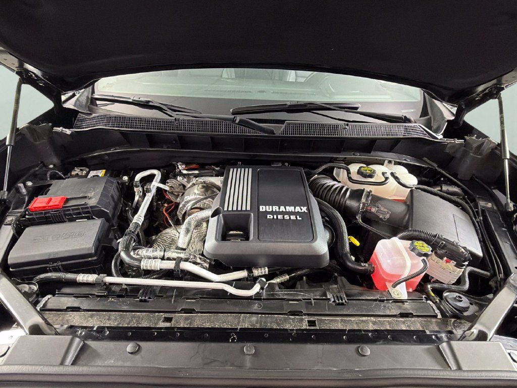 Certified 2026 Chevrolet Silverado 1500 RST w/ Convenience Package II AWD/4WD image 38