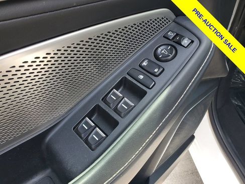 Certified 2023 Acura MDX FWD w/ Technology Package image 22