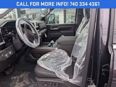 New 2026 GMC Sierra 2500 SLT w/ SLT Premium Package image 14