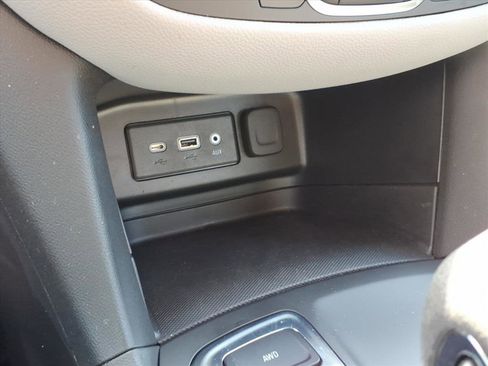 Used 2023 Chevrolet Equinox LS w/ Driver Confidence II Package image 25