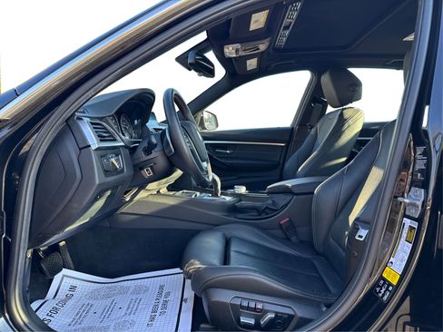 Used 2018 BMW 330i xDrive 330i xDrive Sedan 4D w/ Convenience Package image 11
