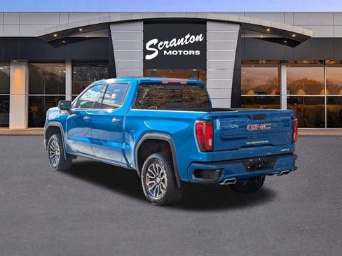 Used 2022 GMC Sierra 1500 AT4 w/ AT4 Preferred Package image 3