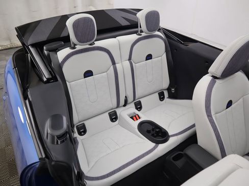 Certified 2026 MINI Cooper Convertible FWD image 36