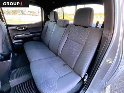 Certified 2017 Toyota Tacoma TRD Sport image 20