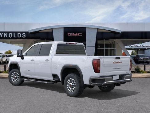 New 2026 GMC Sierra 2500 SLE image 3