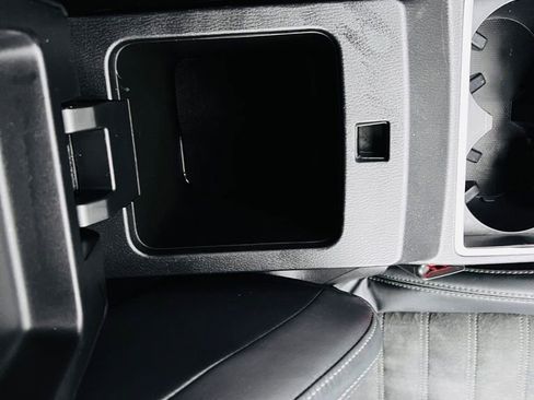 Used 2022 Mitsubishi Outlander SEL Black Edition image 24