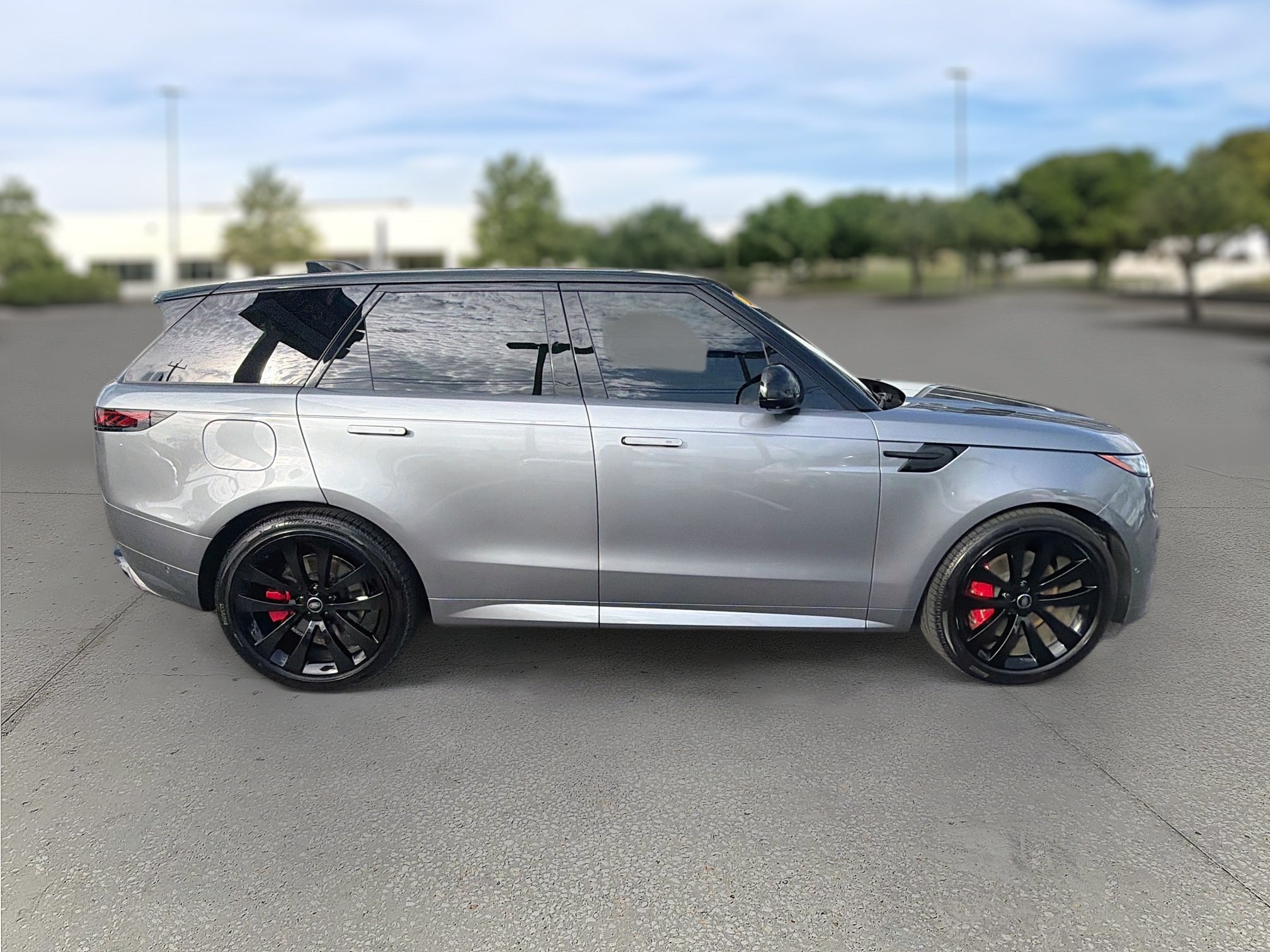 Used 2025 Land Rover Range Rover Sport Dynamic SE AWD/4WD image 8