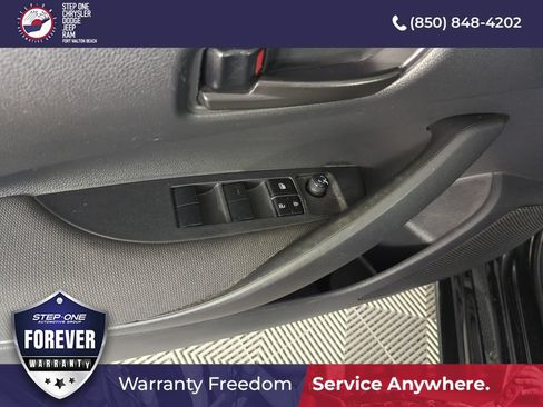 Used 2023 Toyota Corolla LE FWD image 18