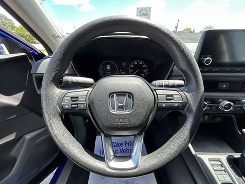 Used 2024 Honda CR-V EX image 18