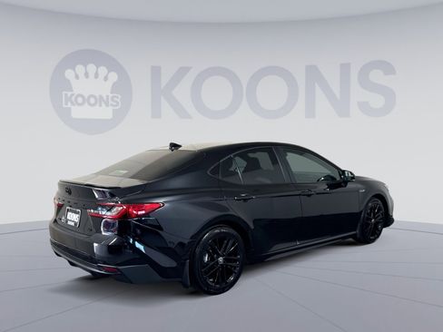 Used 2026 Toyota Camry SE w/ Convenience Package image 7