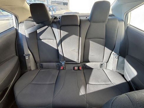 Used 2023 Toyota Corolla LE image 38