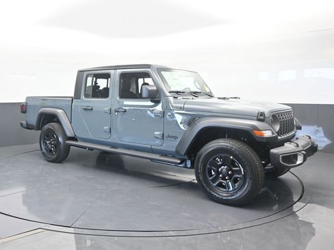 New 2026 Jeep Gladiator Sport image 8