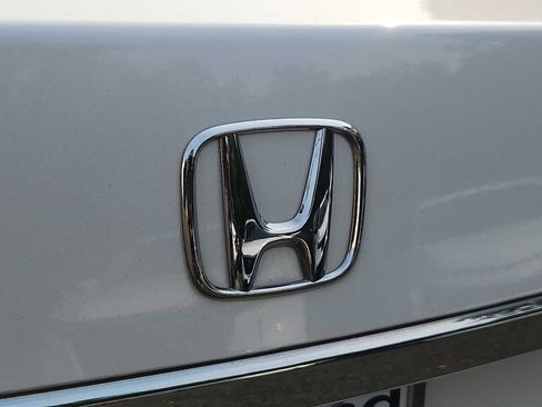 Used 2016 Honda Accord EX-L image 29