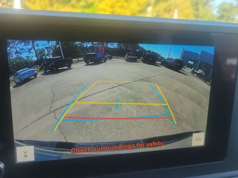 Certified 2025 Toyota Tacoma SR5 image 10