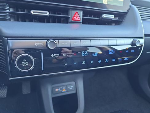 New 2026 Hyundai Ioniq 5 SEL image 24