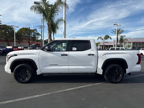 New 2026 Toyota Tundra SR5 image 5