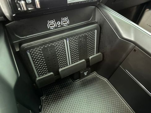 Used 2026 RAM 3500 Laramie image 50