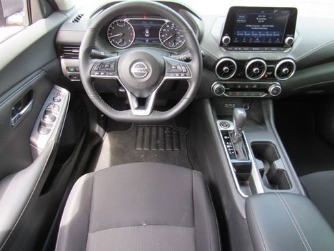 Certified 2023 Nissan Sentra SV FWD image 16