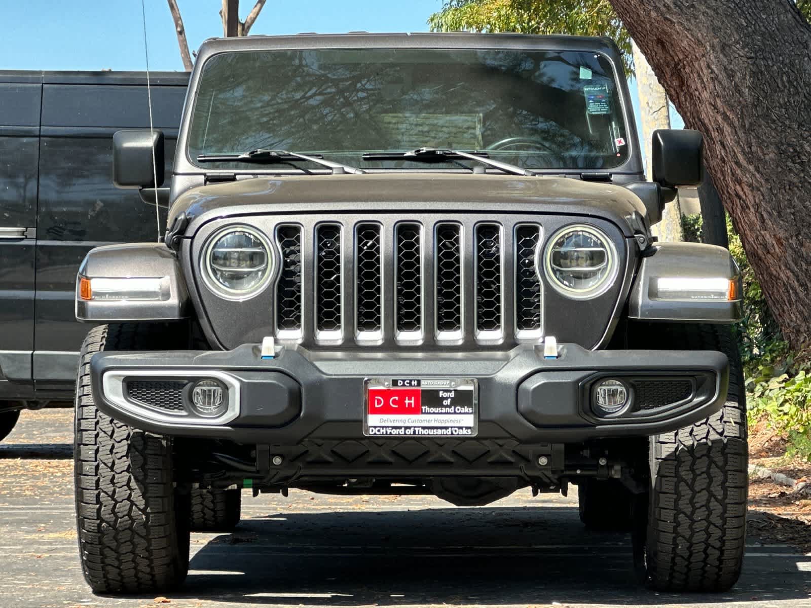 Used 2022 Jeep Wrangler Unlimited Sahara AWD/4WD image 10