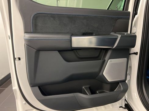 New 2025 Ford F150 Platinum w/ Equipment Group 702A High image 37