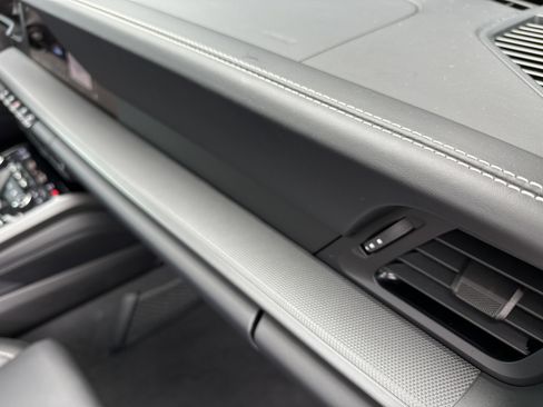 Certified 2025 Porsche 911 Carrera RWD image 27