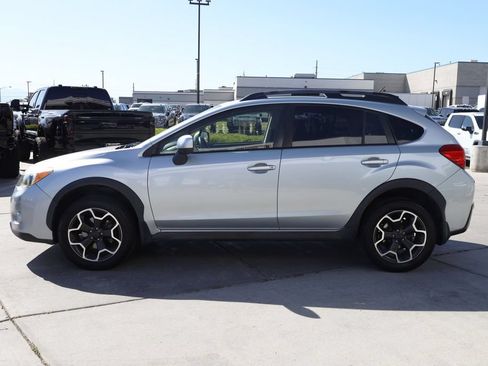 Used 2013 Subaru Crosstrek 2.0i Limited w/ Popular Pkg 1 AWD/4WD image 3
