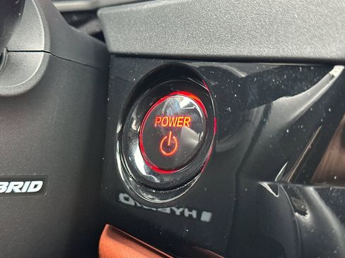 Used 2024 Honda Accord Sport image 32