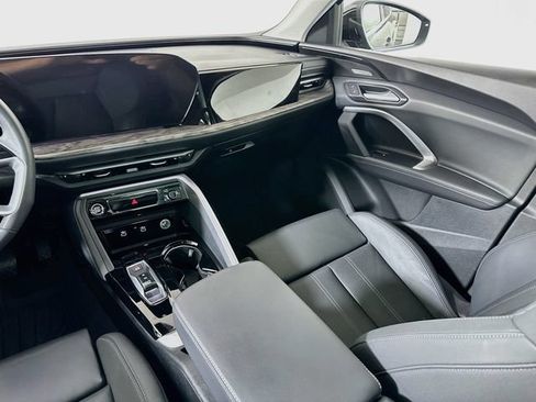 Used 2025 Audi Q5 Premium Plus w/ Premium Plus AWD/4WD image 25