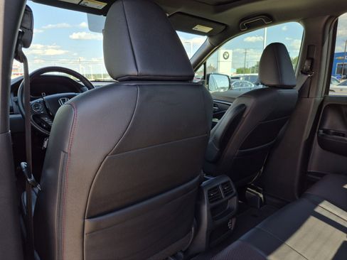 Used 2023 Honda Ridgeline Black Edition image 18