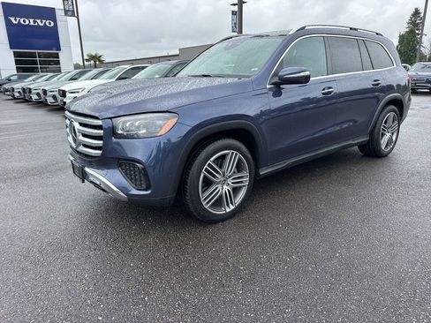 Used 2025 Mercedes-Benz GLS 450 4MATIC image 1