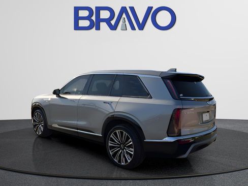 New 2026 Cadillac Vistiq Premium Luxury w/ LPO, Floor Liner Package AWD/4WD image 5