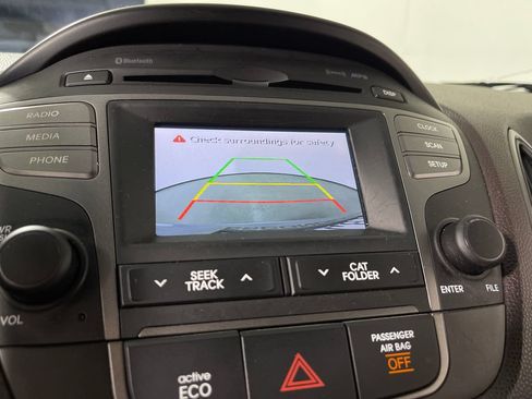 Used 2015 Hyundai Tucson GLS w/ Option Group 02 FWD image 23