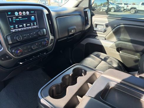 Used 2018 Chevrolet Silverado 1500 LT w/ Texas Edition image 34