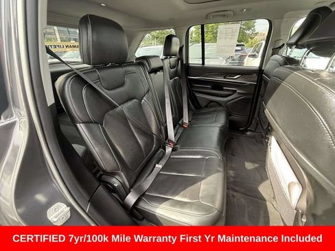 Used 2023 Jeep Grand Cherokee Limited AWD/4WD image 11