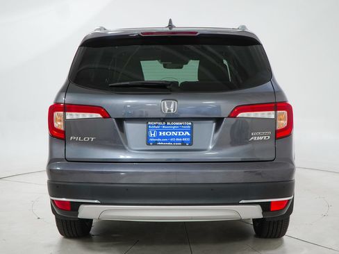 Used 2021 Honda Pilot Touring image 9
