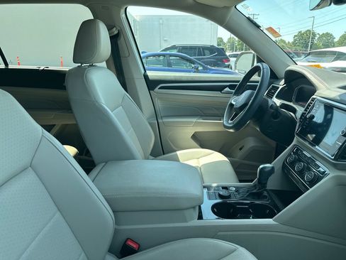 Used 2023 Volkswagen Atlas SE AWD/4WD image 10