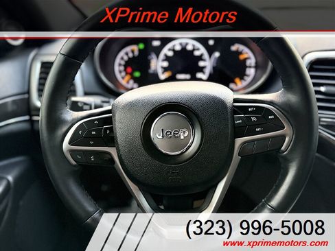 Used 2018 Jeep Grand Cherokee Limited AWD/4WD image 23