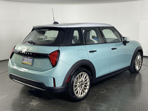 Used 2026 MINI Cooper S FWD image 4