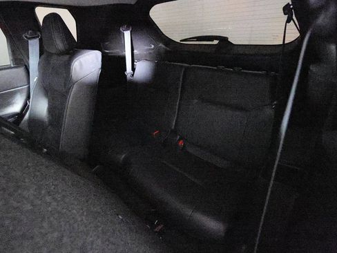 Used 2022 Mitsubishi Outlander SE image 16