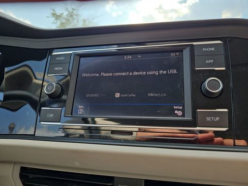 Used 2019 Volkswagen Jetta S image 17