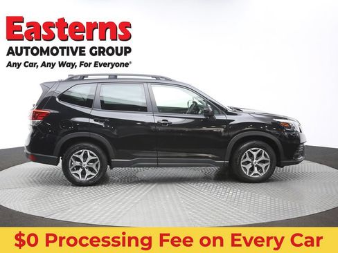 Used 2023 Subaru Forester Premium AWD/4WD image 49