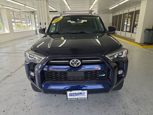 Used 2022 Toyota 4Runner SR5 image 8