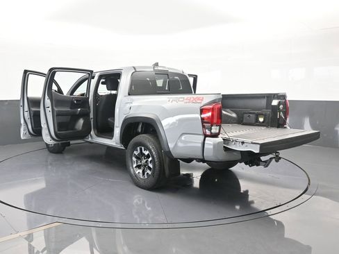 Used 2019 Toyota Tacoma TRD Off-Road image 73