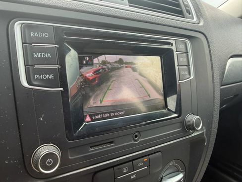 Used 2017 Volkswagen Jetta S FWD image 18
