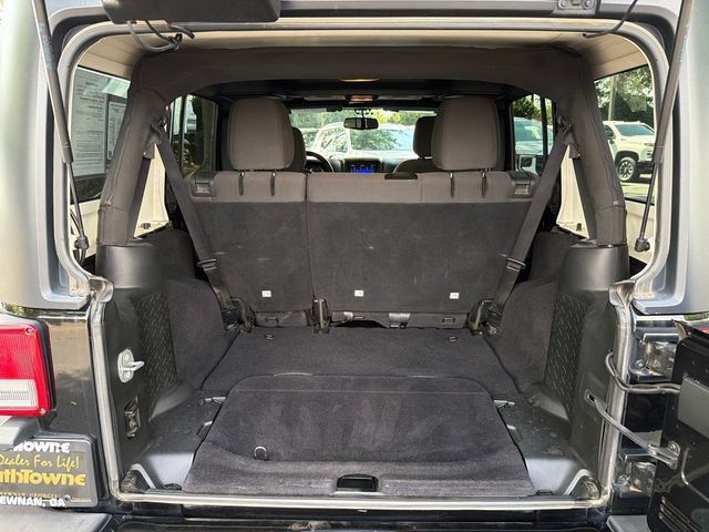Used 2018 Jeep Wrangler Unlimited Sport AWD/4WD image 19