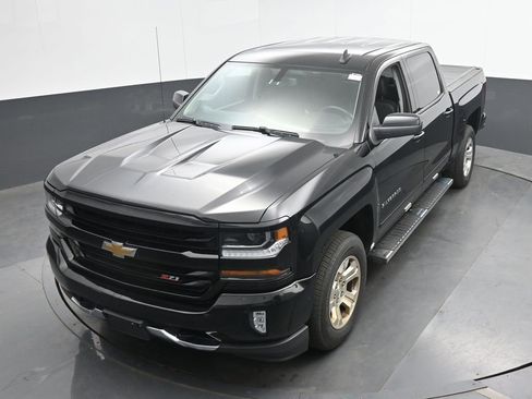 Used 2018 Chevrolet Silverado 1500 LT w/ All Star Edition AWD/4WD image 31