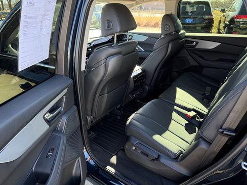 Used 2026 Acura MDX SH-AWD image 15