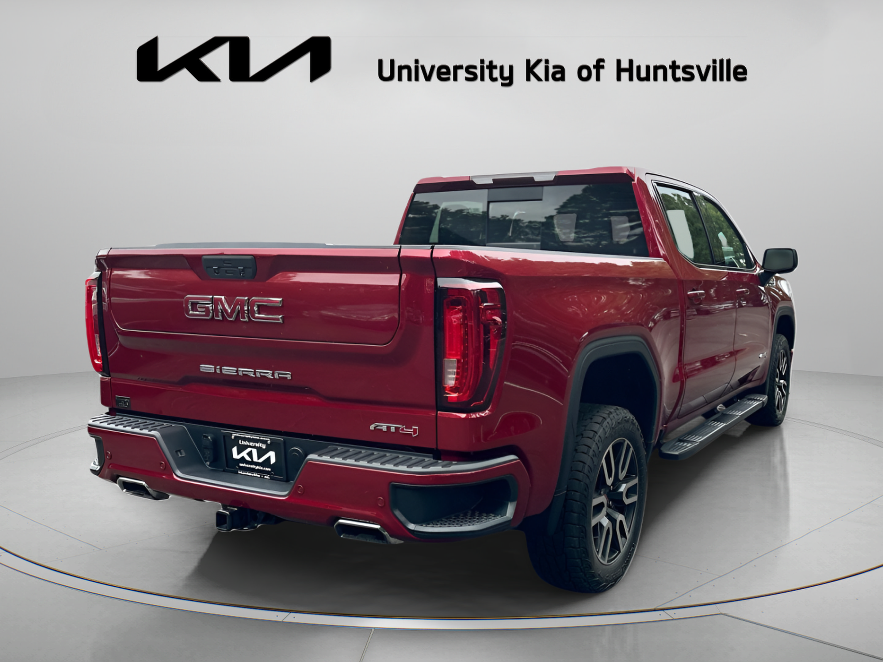 Used 2020 GMC Sierra 1500 AT4 w/ AT4 Premium Package AWD/4WD image 8
