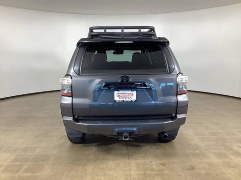 Used 2021 Toyota 4Runner Venture w/ Moonroof Package AWD/4WD image 10