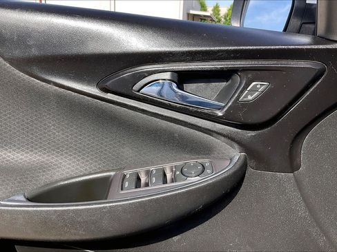 Used 2018 Chevrolet Malibu LT FWD image 34